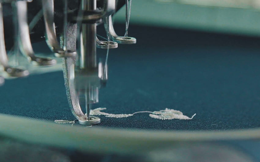 Sprzęt do haftu przemysłowego Haft tekstylny, maszyna do szycia Tapeta HD