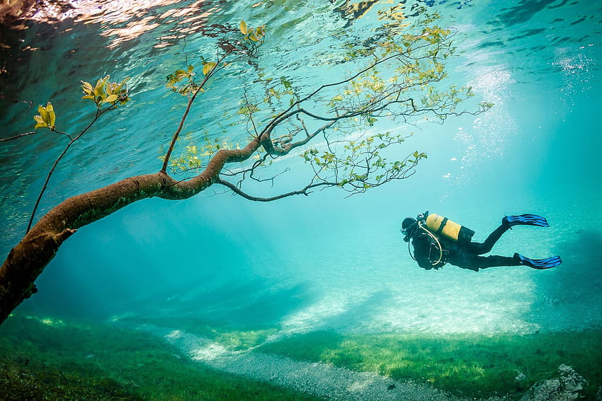 Красива под вода от National Geographic Вашият кадър, Deep Sea Diver HD тапет