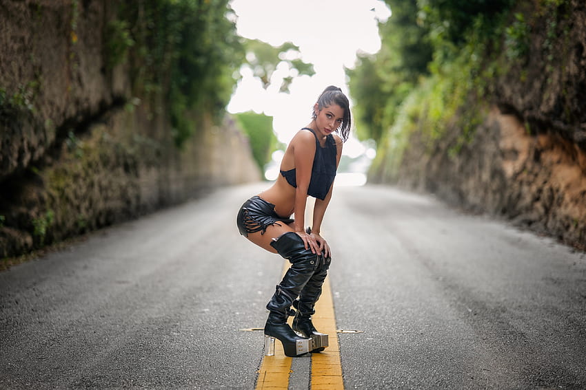 Model Posing in her Steel Toed Shoes, model, boots, shorts, brunette, road HD wallpaper