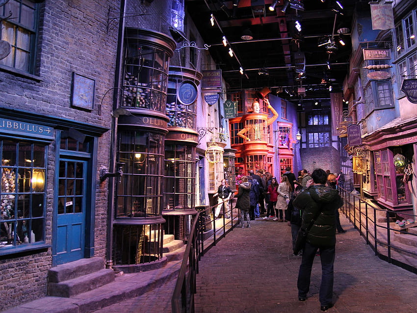 How the Harry Potter movies were made: Cool special effects - Business Insider, Harry Potter Diagon Alley HD wallpaper