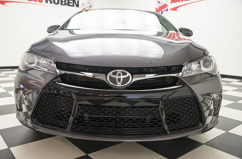 Toyota Camry XSE Blows Our Minds, Black Toyota Camry HD wallpaper