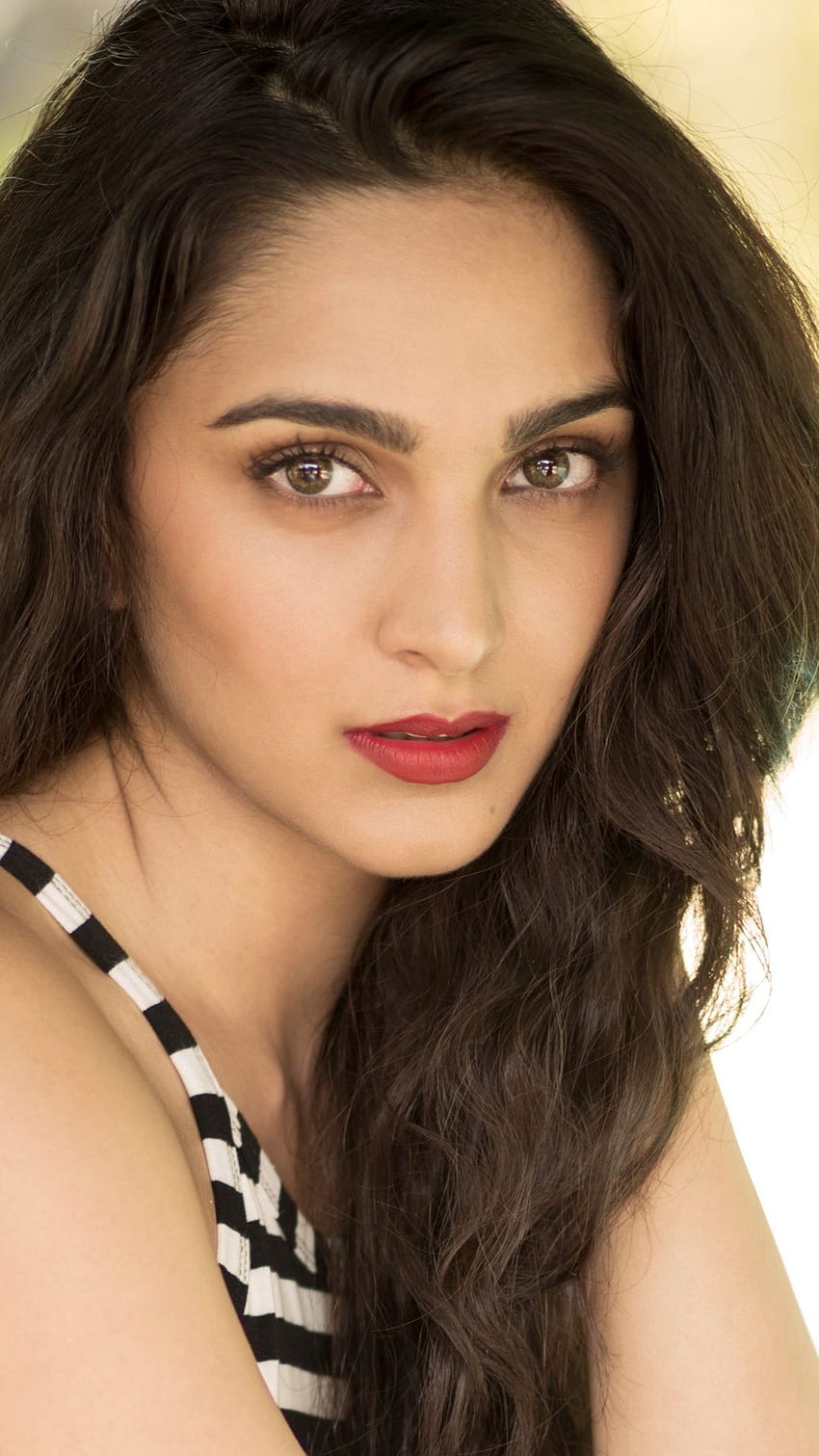 โทรศัพท์คนดังในปี 2020 นักแสดงหญิงบอลลีวูดอินเดีย, นักแสดงหญิงบอลลีวูด, Kiara advani hot วอลล์เปเปอร์โทรศัพท์ HD