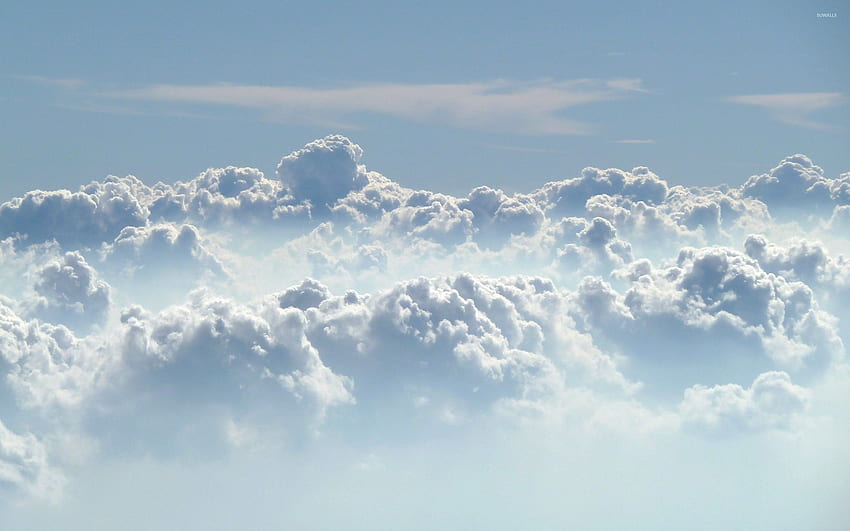 かわいい雲のラップトップ - バット、審美的な青い雲のかわいい雲のラップトップの背景 高画質の壁紙