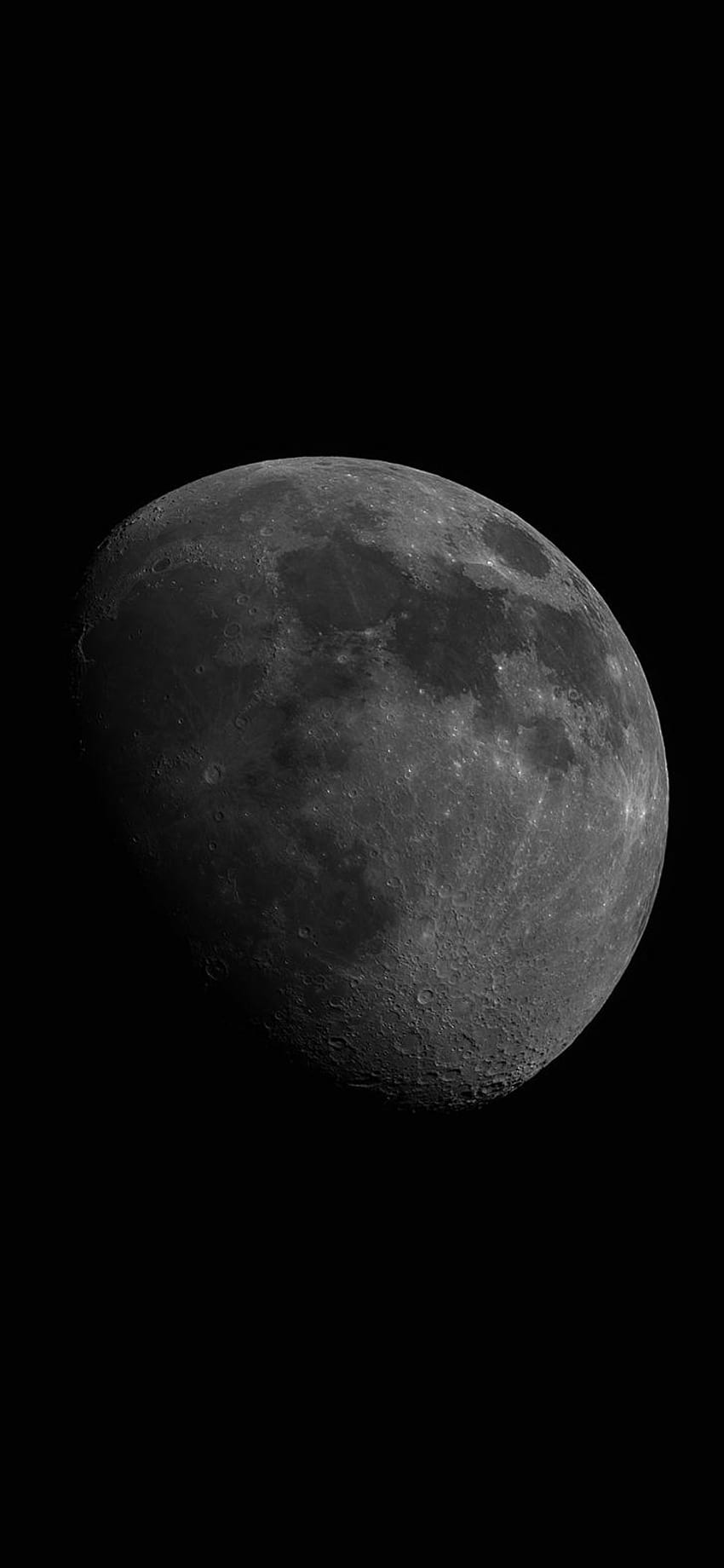 Waxing Gibbous Moon 81% 조명 - 2020년 4월 3일 HD 전화 배경 화면