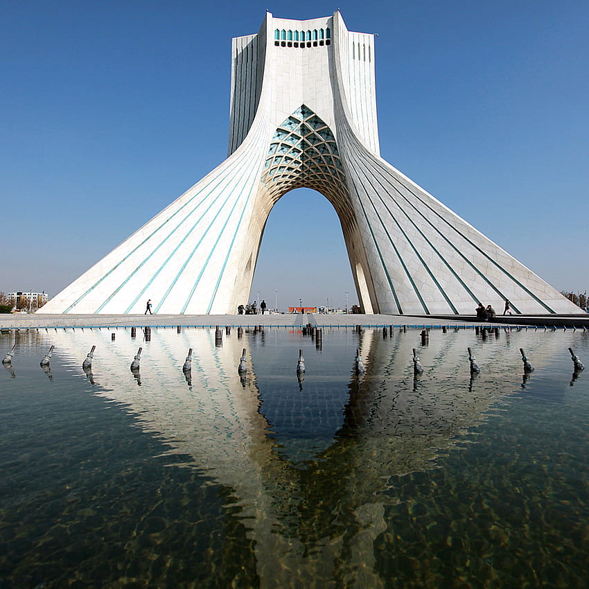 torre azadi en teherán, irán. La Torre Azadi Persa: برج fondo de pantalla del teléfono