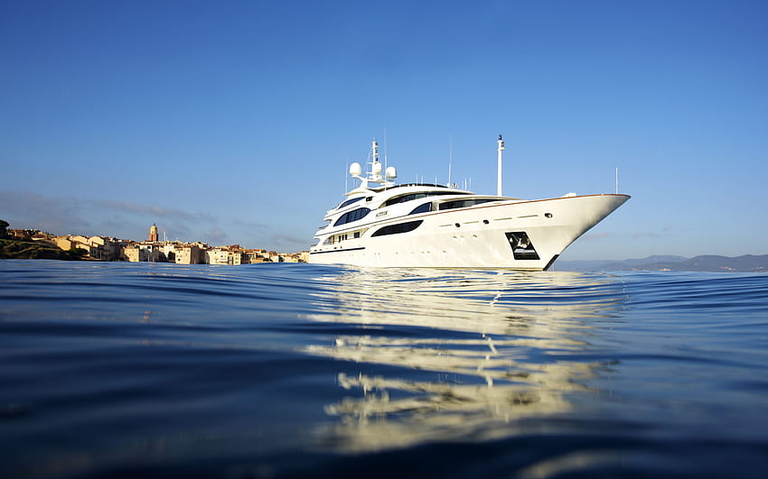 weiße Luxusyacht, Mittelmeer, schöne Yacht, französische Riviera, Küste, Sommer, Abend, Sonnenuntergang, Yacht HD-Hintergrundbild