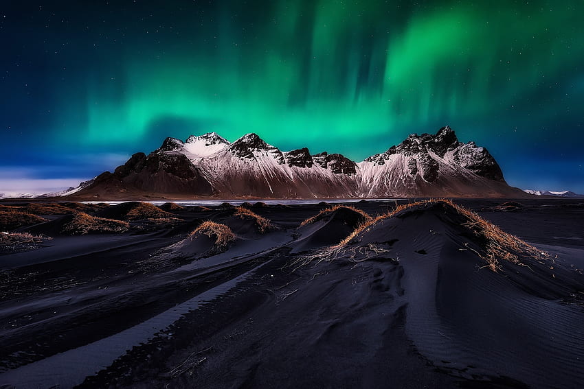 Kuzey ışıkları, Yıldızlar, Dağlar, Gece, Gökyüzü, İzlanda HD duvar kağıdı