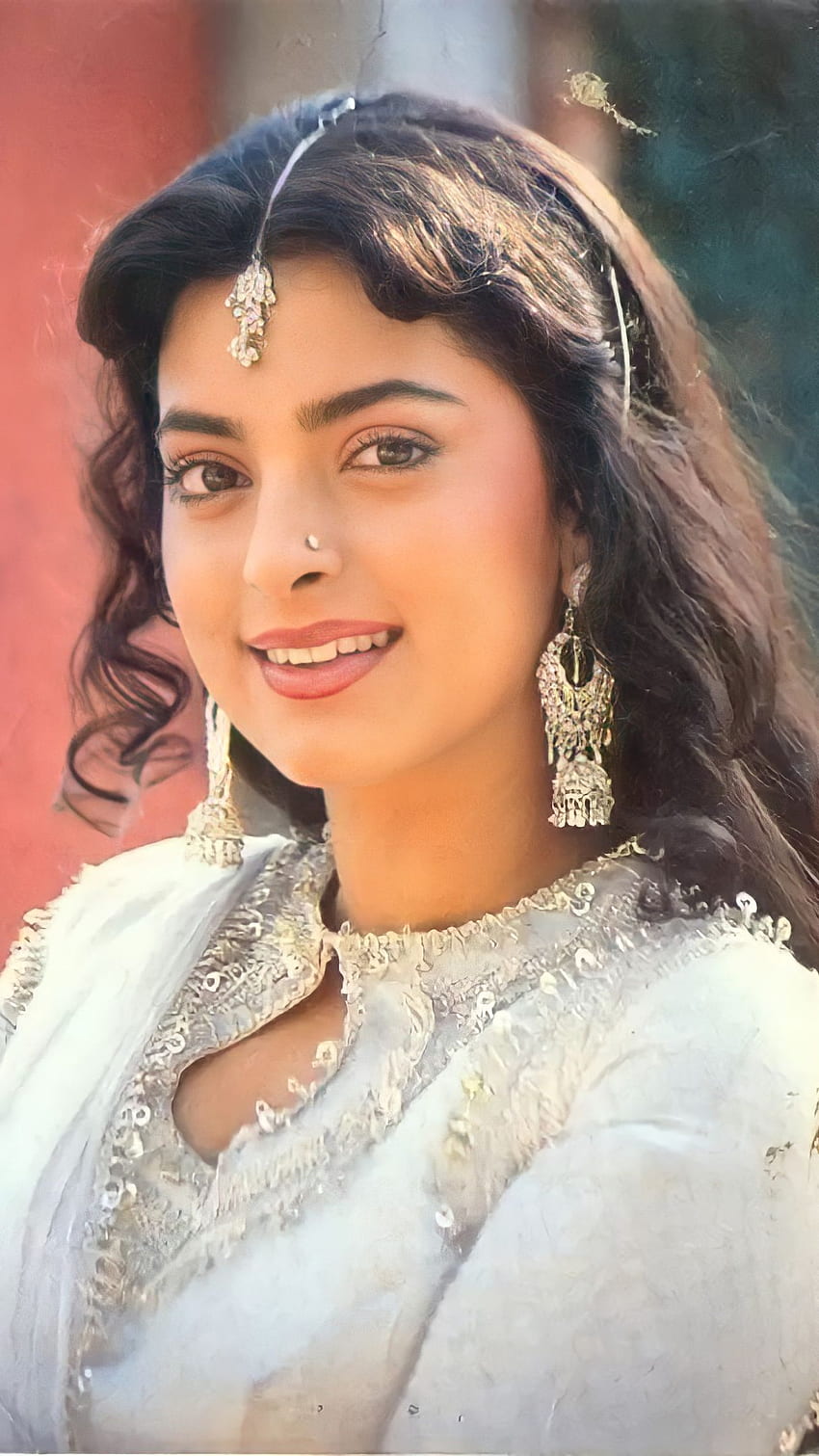 Juhi chawla, atriz de Bollywood, vintage Papel de parede de celular HD
