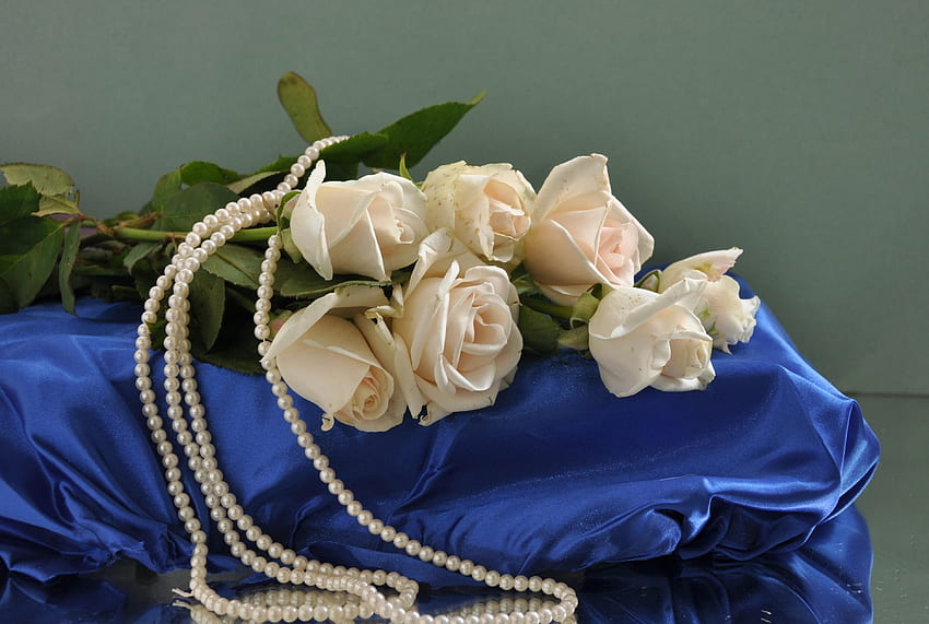 Fiori, rose, perline, bouquet, cuscino, perla Sfondo HD