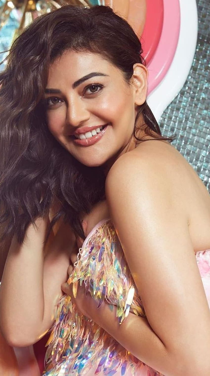 Kajal Agarwal, multilingual actress HD phone wallpaper