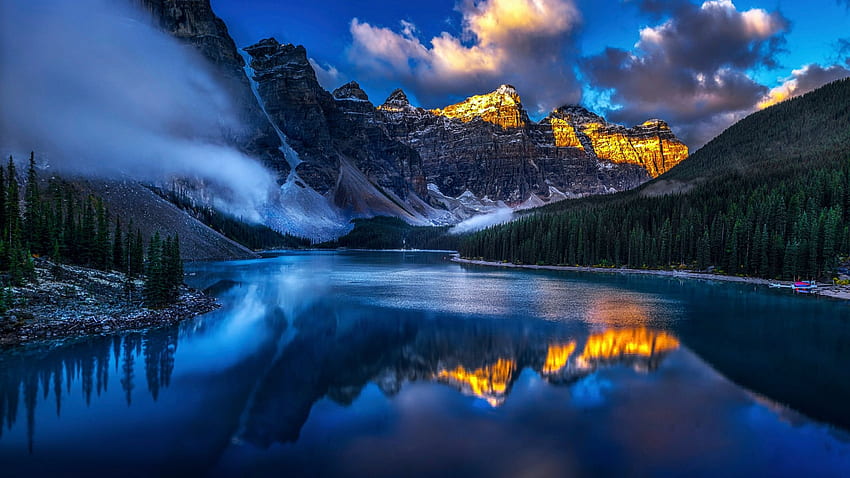 Moraine Lake, Banff NP, Alberta, wieczór, chmury, niebo, góry, woda, kanada, skały, odbicia Tapeta HD