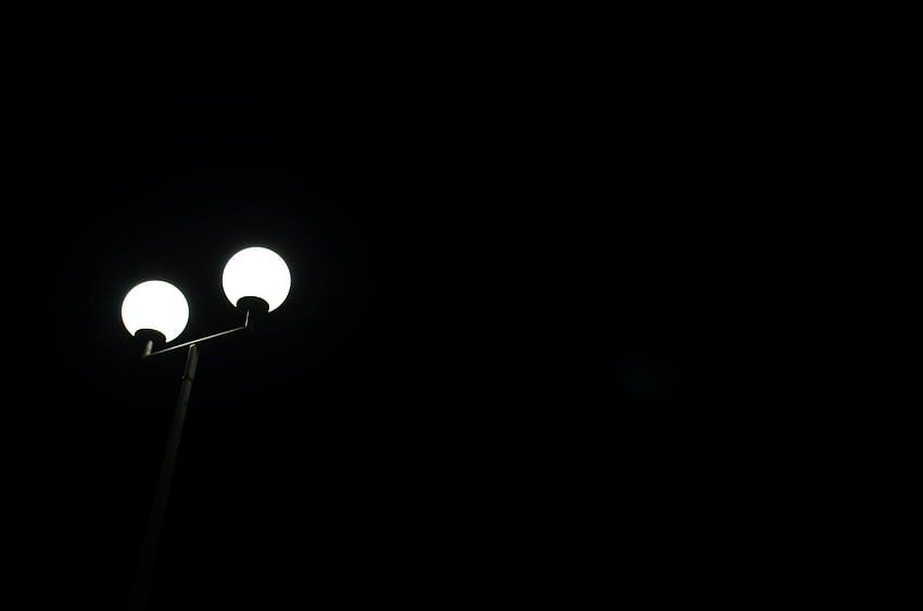 Nacht, Schein, Licht, Minimalismus, Lampe, Laterne, Bw, Chb, Bälle HD-Hintergrundbild