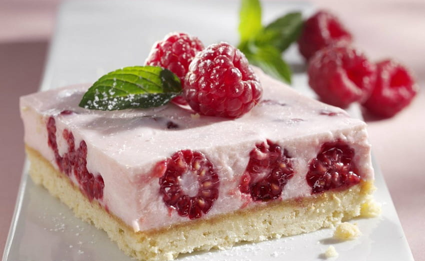 Raspberry Cake, sweet, food, raspberry, cake HD wallpaper