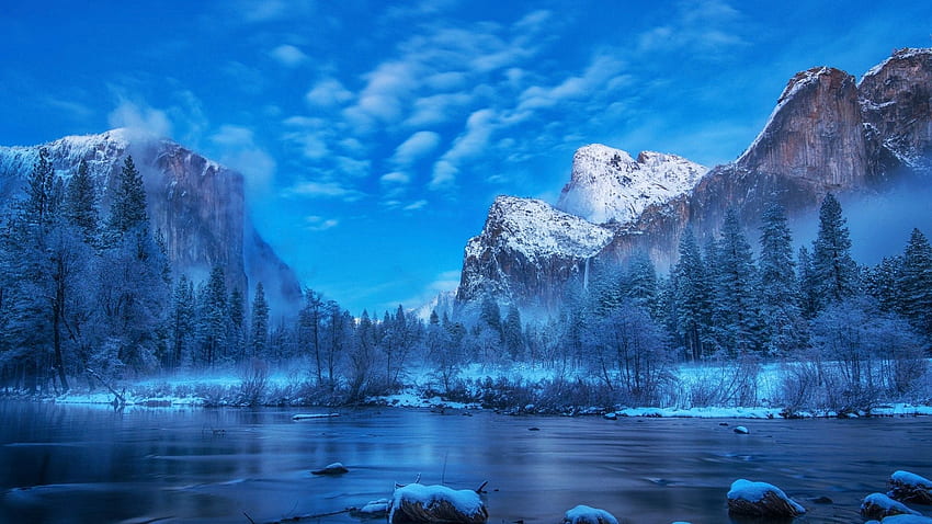ヨセミテ国立公園の冬の朝、雲、風景、木、空、山、カリフォルニア、アメリカ、雪、マーセド川、谷 高画質の壁紙
