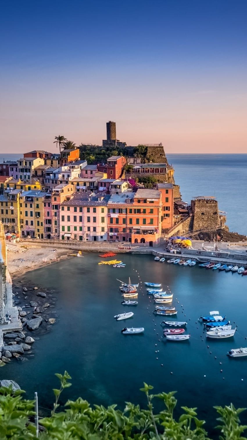 Vernazza Cinque Terre Ligurian Sea Liguria [] за вашия мобилен телефон и таблет. Разгледайте Vernazza Cinque Terre Италия. Vernazza Cinque Terre Italy , Италия HD тапет за телефон