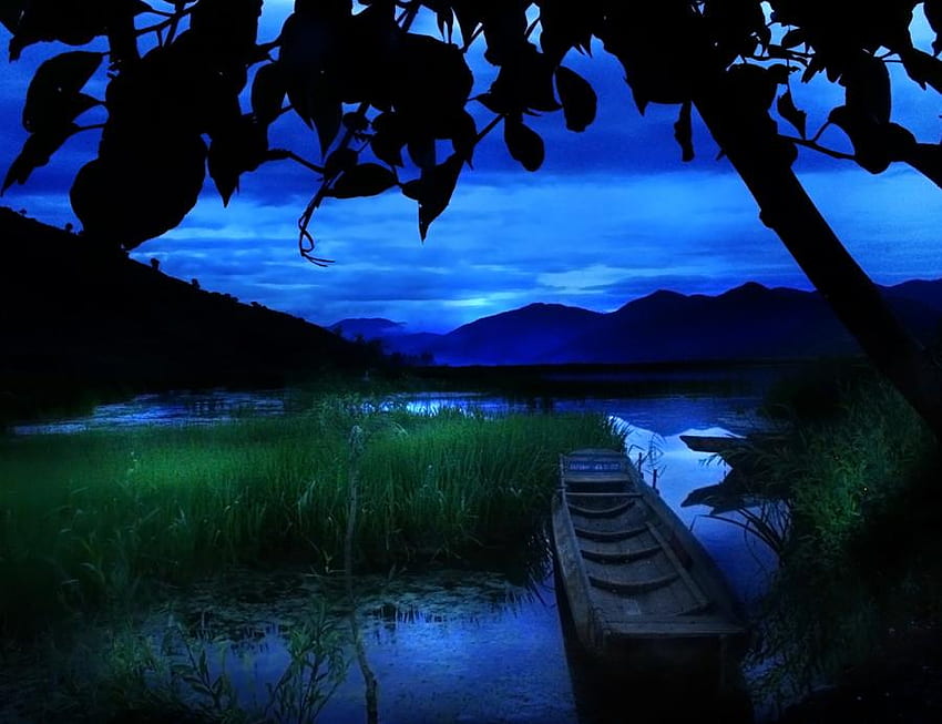 SILENT EARLY DAWN, blue, morning, silent, sky, lake, early HD wallpaper