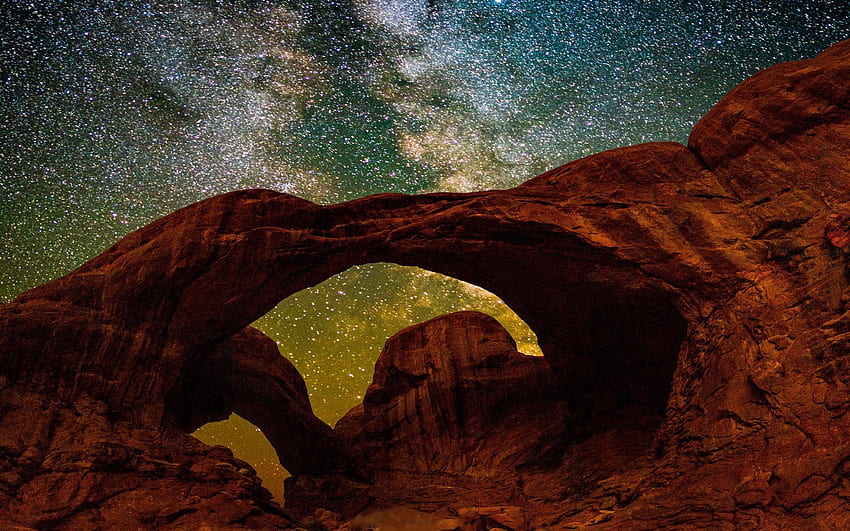 Vía Láctea sobre Arco Doble, Moab, noche, arcos, utah, desierto, cielo, estados unidos fondo de pantalla