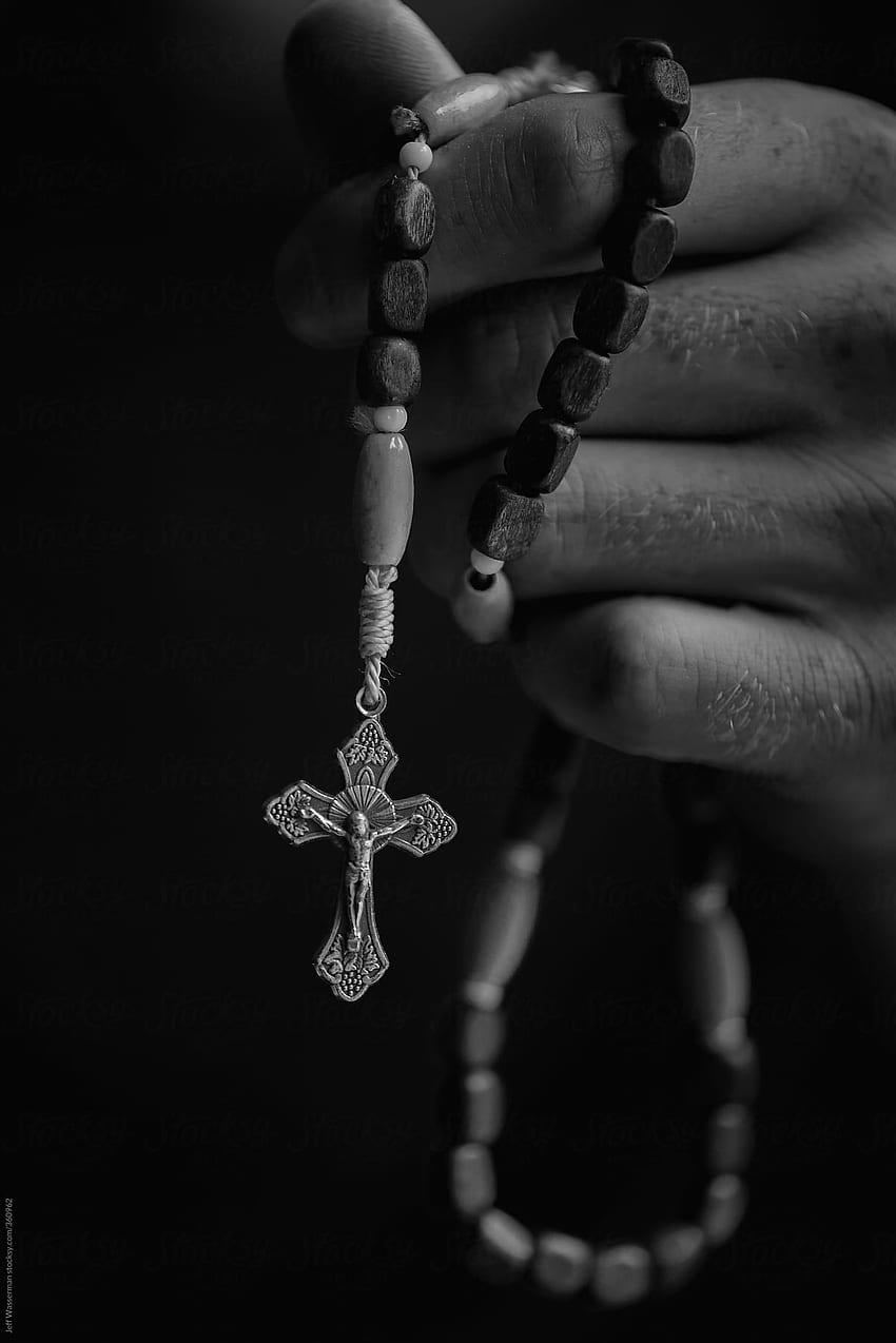 Hand Holding Rosary HD phone wallpaper