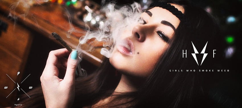 Weed Girl, Beautiful People Smoking HD wallpaper
