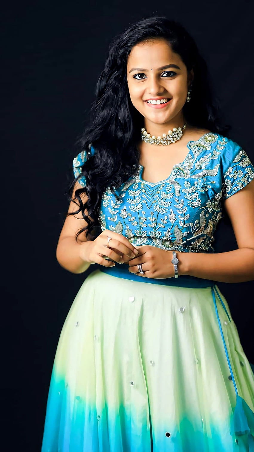 Vaishnavi Chaitanya, telugu actress HD phone wallpaper