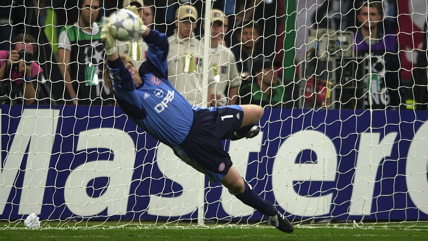 Oliver Kahn - Top 10 Saves for FC Bayern 