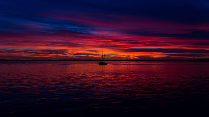 Peaceful View, azul, barco, preto, reflexão, contemplação, Ultra, água, silhueta, lindo pôr do sol, tranquilidade, lilás, laranja, roxo, rosa, quietude, 3840x2160, vermelho papel de parede HD