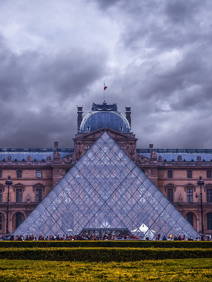 60 France [] for your , Mobile & Tablet. Explore Louvre French Flag . Louvre French Flag , French Flag , French Flag iPhone, French Architecture HD phone wallpaper