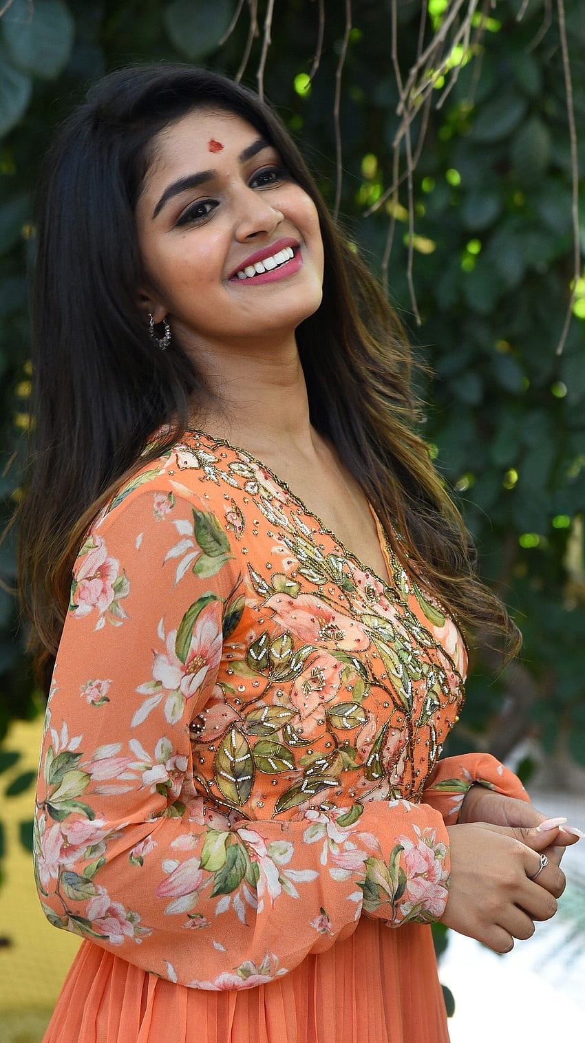Sanjana Anand, kannada actress, cute HD phone wallpaper