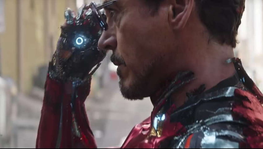 Avengers: Infinity War collectible covers unveil Iron Man Bleeding HD wallpaper