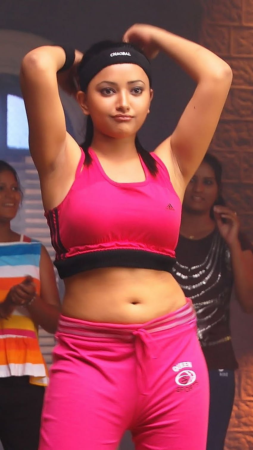 Shwetha Basu Prasad, telugu actress, gym HD phone wallpaper | Pxfuel