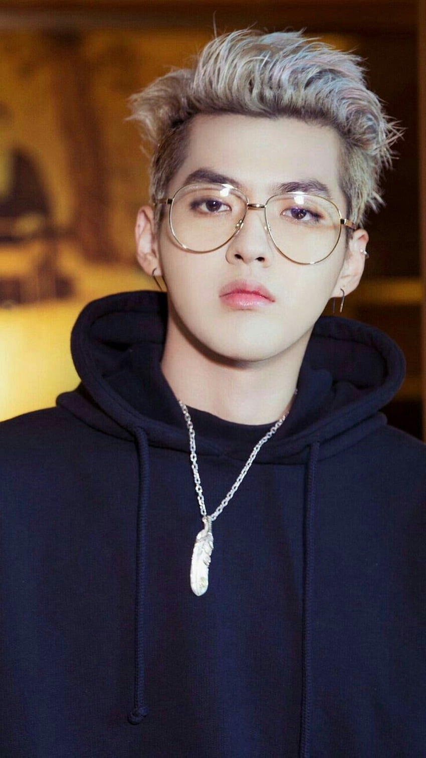 Kris is so fine I cannot breathe right now. I miss him being apart, EXO Kris HD phone wallpaper