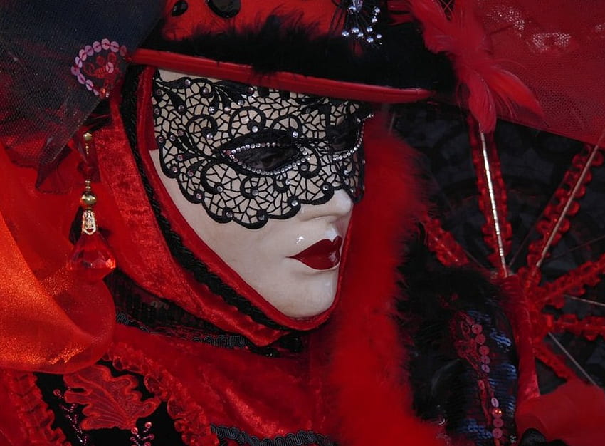 Carnaval vénitien, noir, plumes, masque, bijoux, rouge, visage Fond d'écran HD
