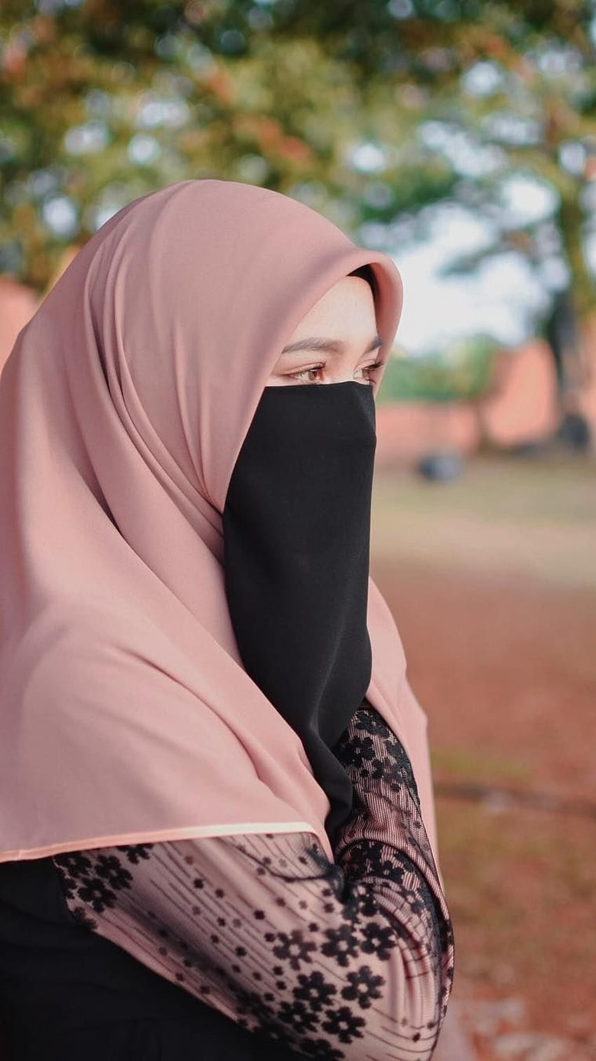 Мюсюлманско момиче, бляскав хиджаб HD тапет за телефон