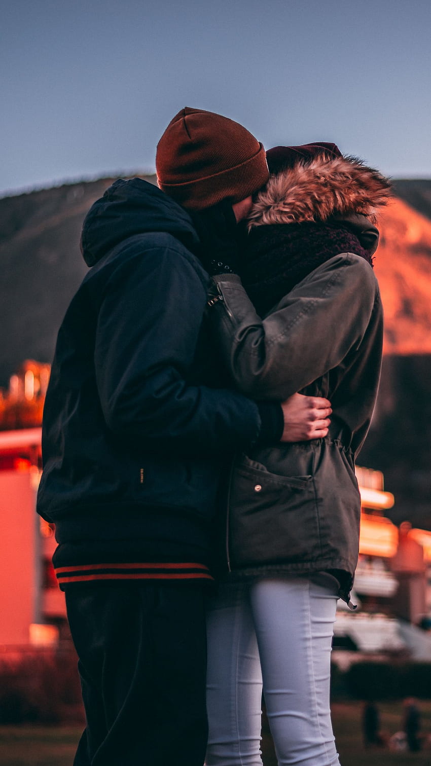 Hugs and kisses HD wallpapers | Pxfuel