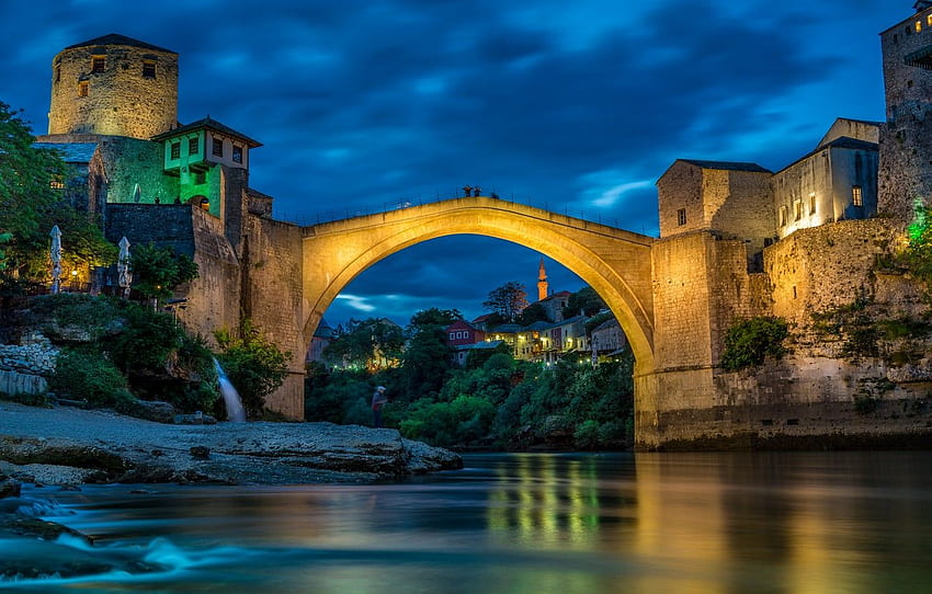 manzara, köprü, şehir, nehir, bina, ev, akşam, aydınlatma, Bosna Hersek, Mostar, Neretva for , bölüm пейзажи HD duvar kağıdı