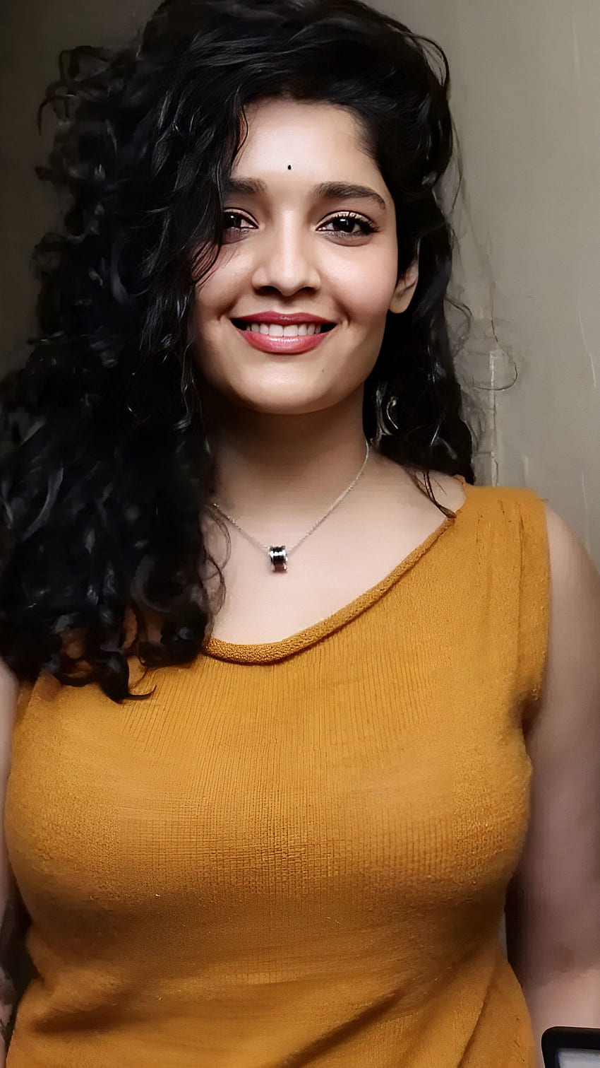 Rithika Singh, tamilische Schauspielerin HD-Handy-Hintergrundbild