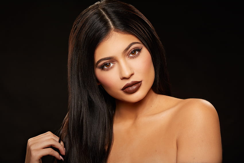 Kylie Jenner, Lip Kit, Makeup, , , Celebrities HD wallpaper