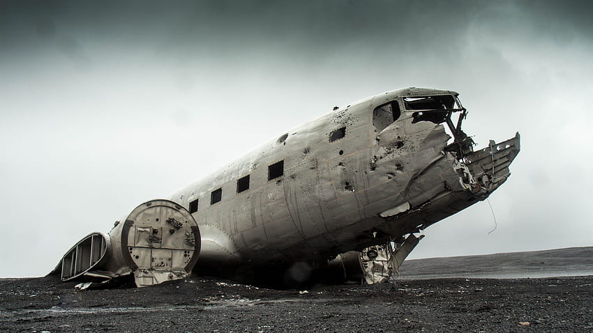 Graficzny szary rozbity samolot · Stock , katastrofa lotnicza Tapeta HD