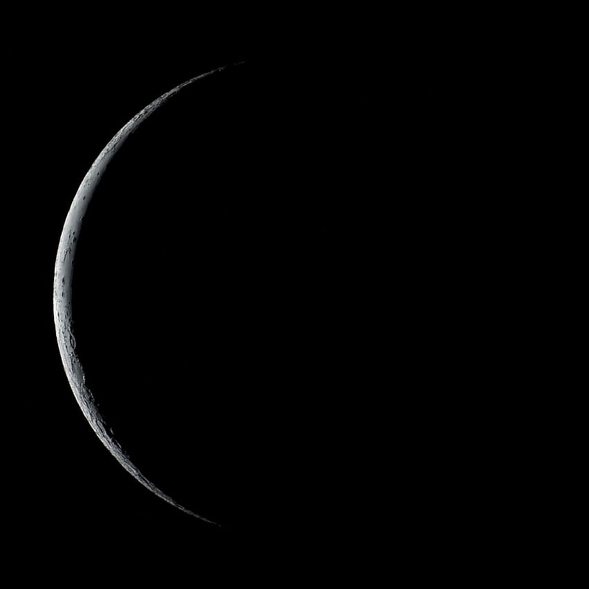 Тънък намаляващ полумесец на луната 140823 не е толкова лоша астрография, лъскава луна HD тапет за телефон