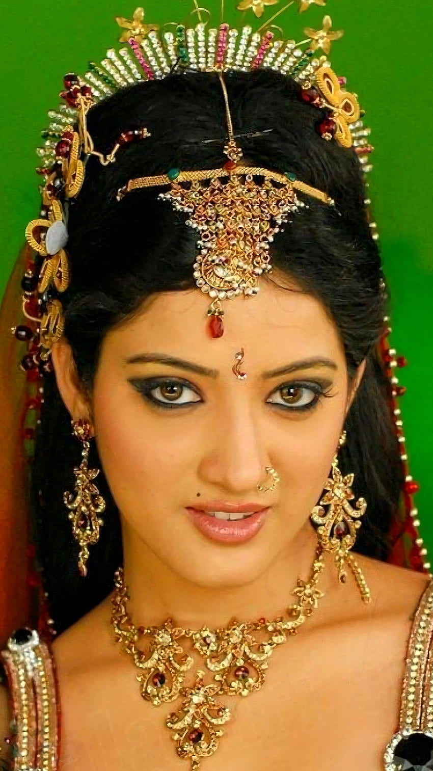 Richa panai, telugu actress HD phone wallpaper