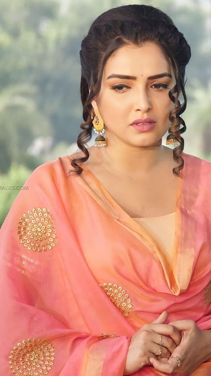Amrapalli Dubey, attrice bhojpuri Sfondo del telefono HD