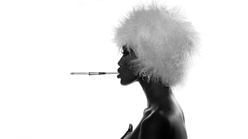 wanita, merokok, hitam, Naomi Campbell, rokok, rambut putih Wallpaper HD