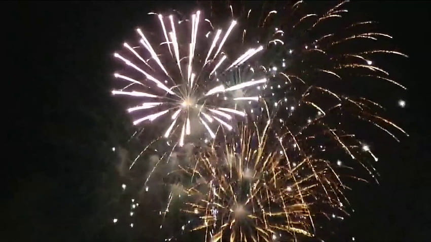 Jacksonville's Fourth of July fireworks still on; Jax Beach, St. Augustine to wait HD wallpaper