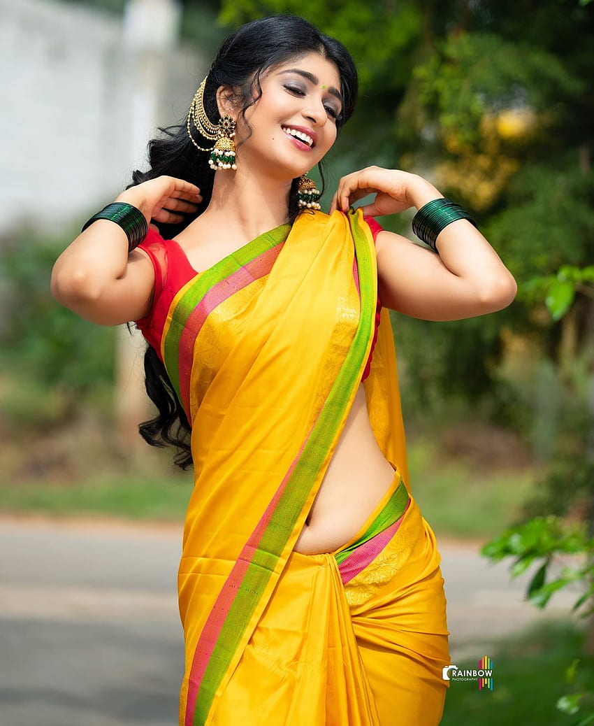 Aditi Prabhudeva, people_in_nature, นักแสดงหญิง, ผม, ความงาม, saree, สีเหลือง, Tollywood วอลล์เปเปอร์โทรศัพท์ HD