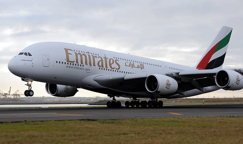 Airbus A380 di Emirates Worlds Largest A380 Fleet Airlines [] per il tuo, cellulare e tablet. Esplora Emirati. Emirates Stadium , Emirates , Emirates Airline Sfondo HD