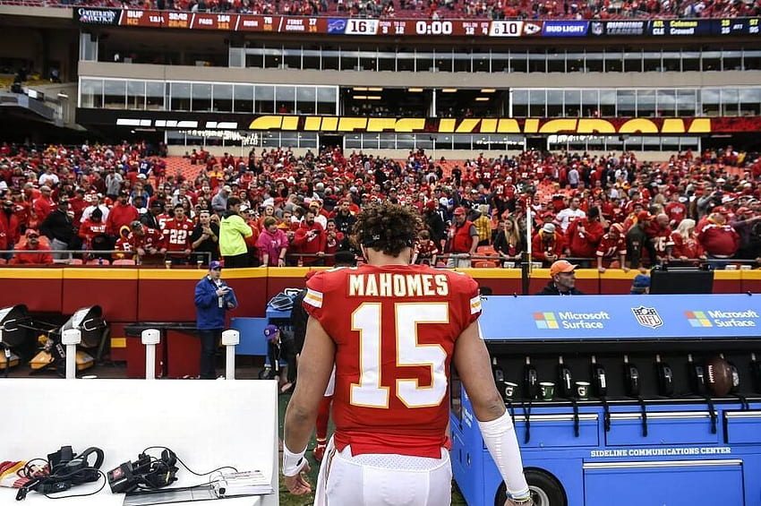 Patrick Mahomes' life in the background for KC Chiefs. The Kansas HD wallpaper