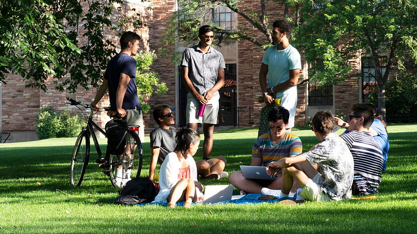 Üniversitenin İlk Yılı Öğrenciler İçin İpuçları, Üniversite Öğrencisi HD duvar kağıdı