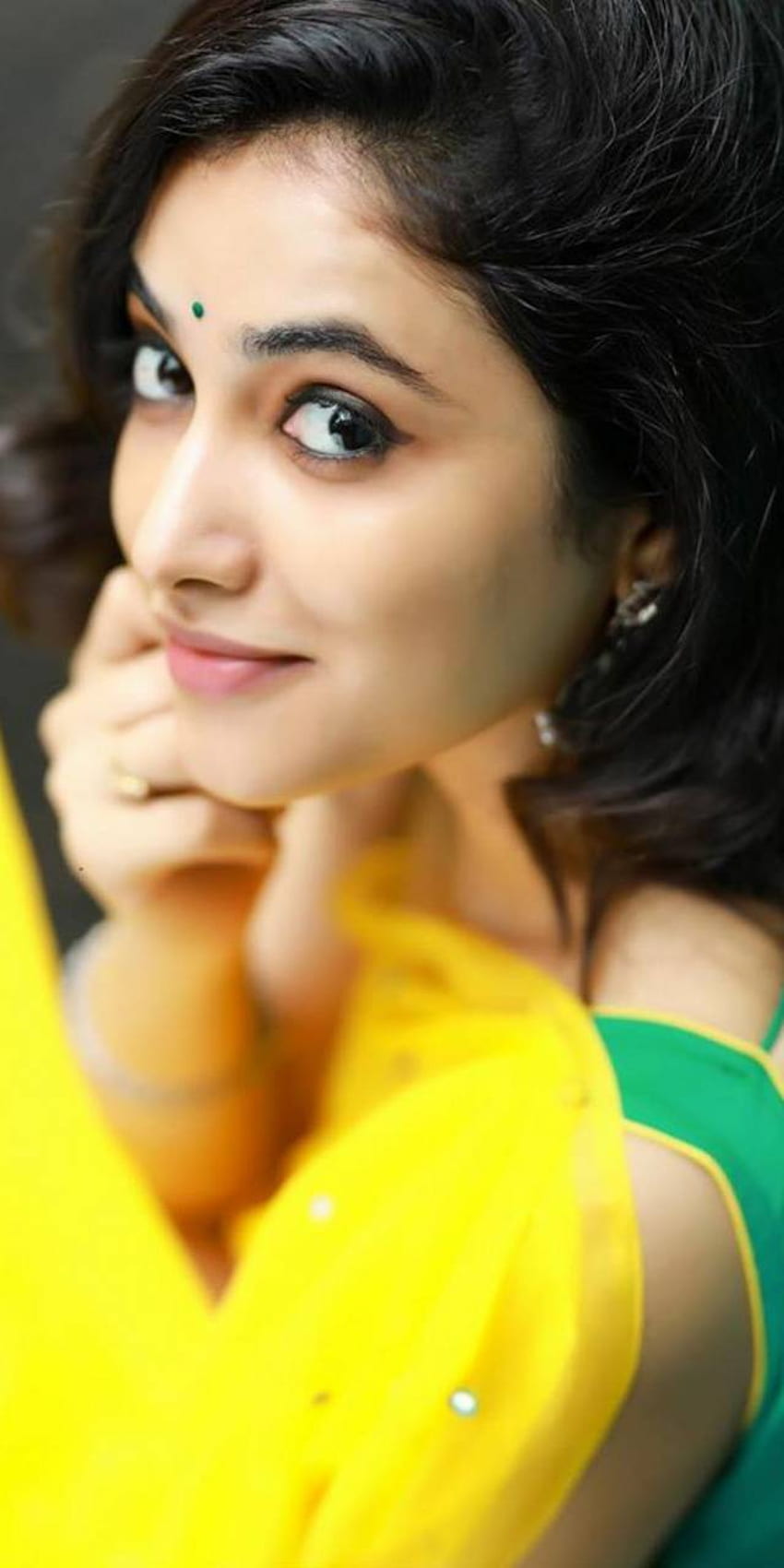 Priyanka arul Mohan von HD-Handy-Hintergrundbild