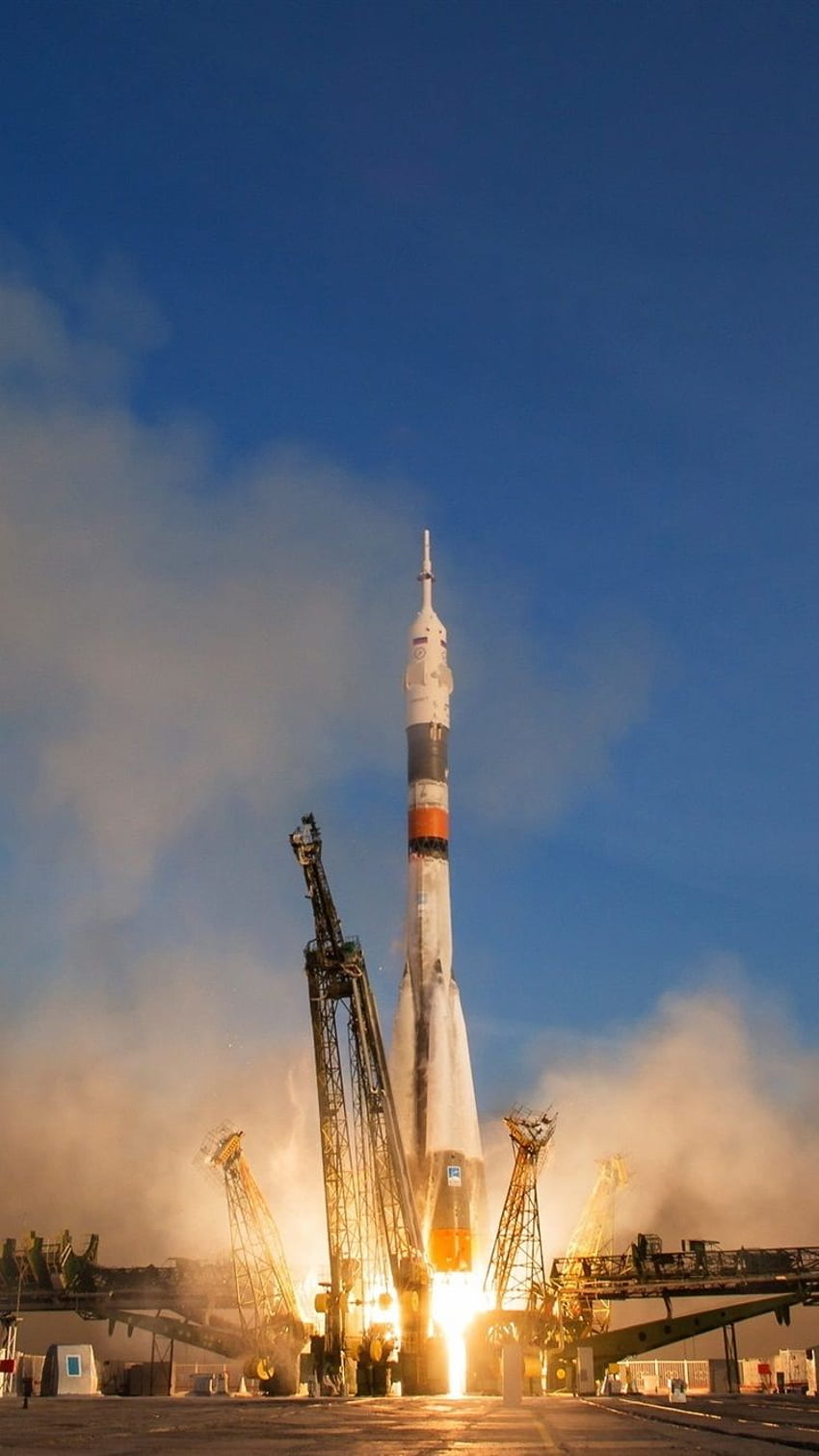 Roket Soyuz TMA 19M Mulai Terbang ke Luar Angkasa IPhone 8 7 6 6S wallpaper ponsel HD