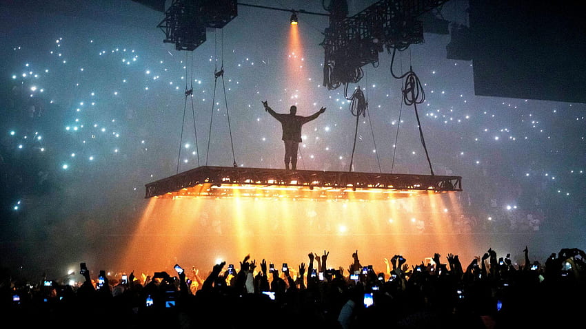 I swear to God I ain't crazy': Notes from Kanye West's fourth night at the Forum, Kanye West Concert HD wallpaper